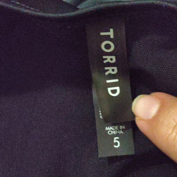 Torrid Black Wireless Asymmetrical One Piece Swim Dress With Brief Size 5 - Picture 5 of 7